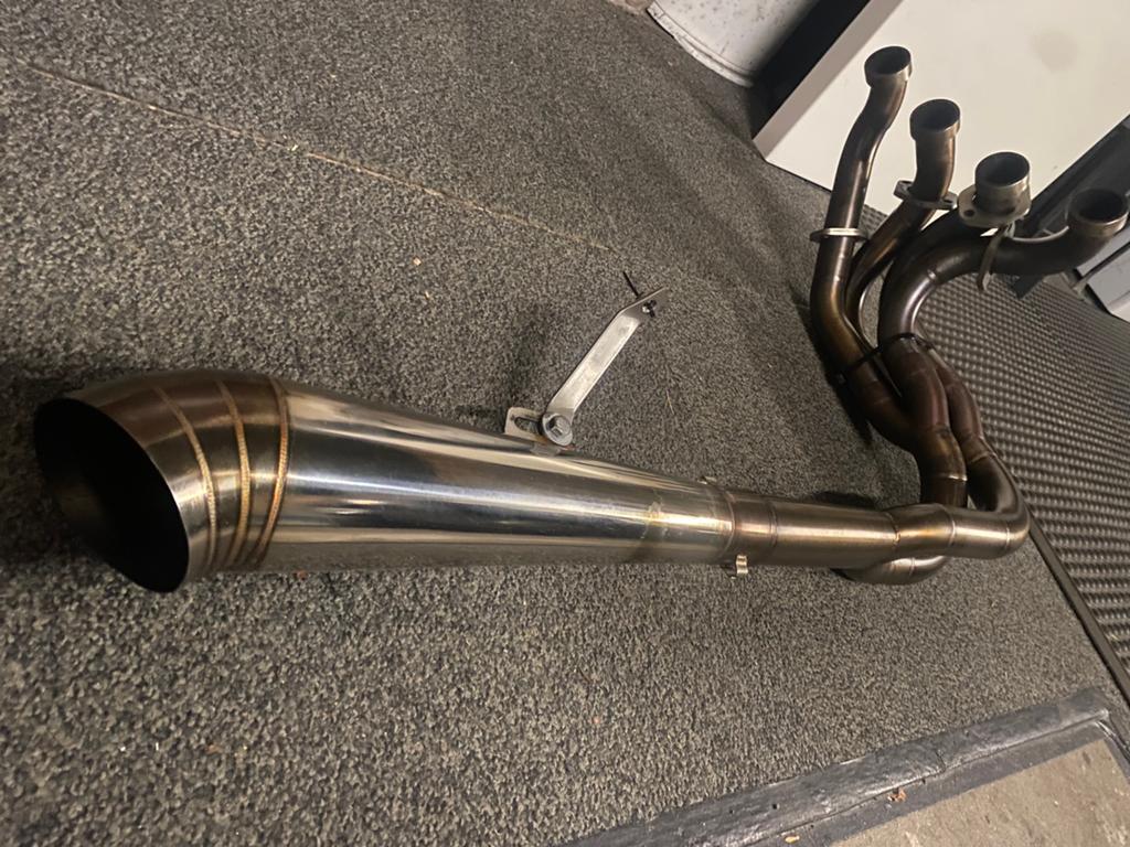 Kawasaki zx12r side pipe, Verzenden