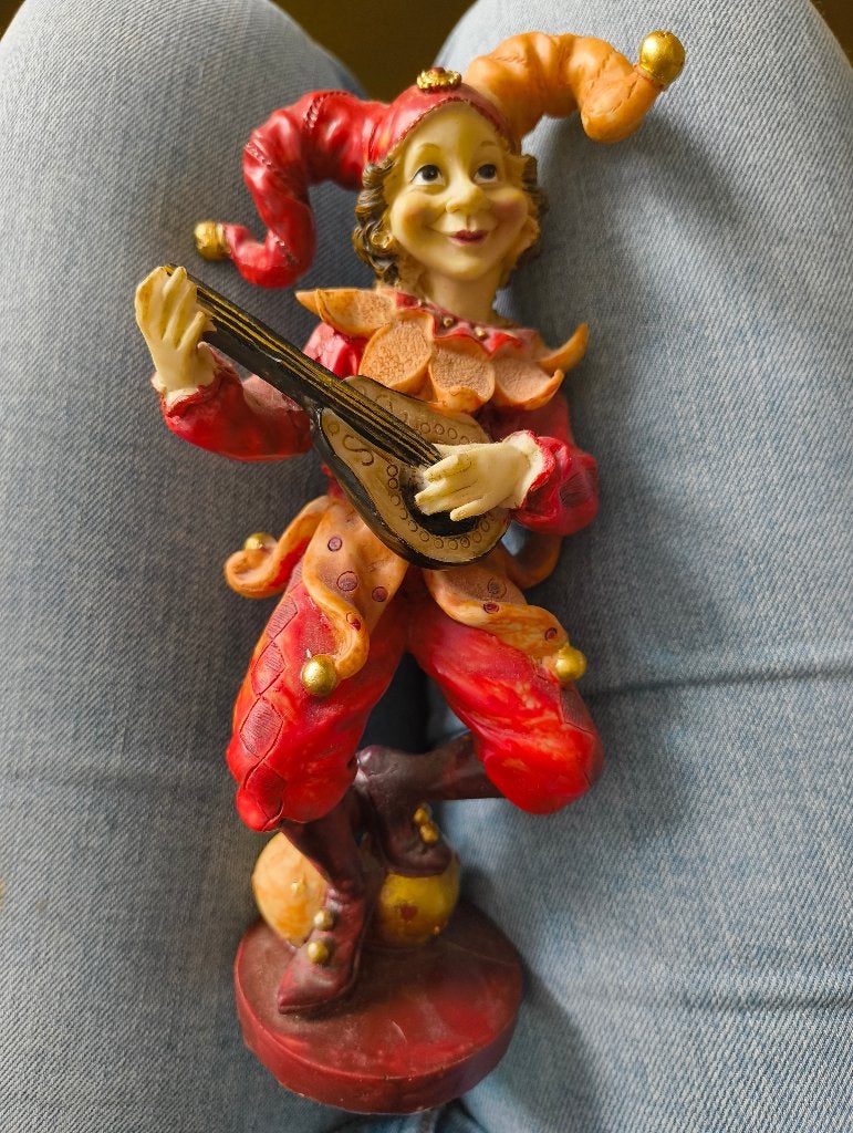 Beeldje Jester met de mandolin, Ophalen, Zo goed als nieuw, Fantasy