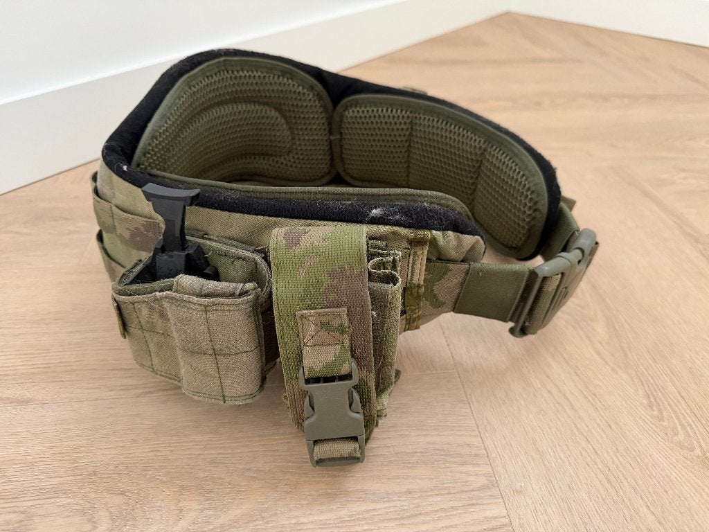 Warrior Assault Systems Frag Belt A-TACS FG met holster, Ophalen of Verzenden, Landmacht, Nederland