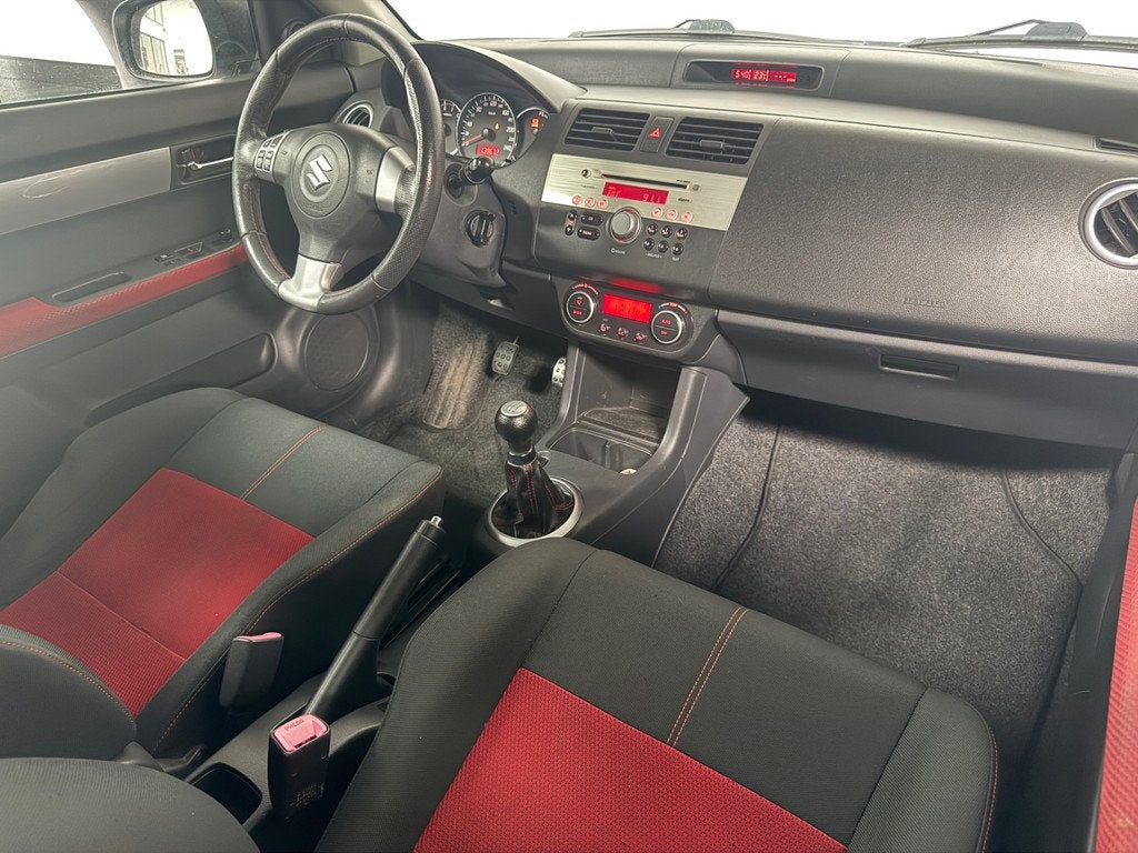Suzuki Swift 1.6 Sport 3D Keyless Airco 125 PK, Auto's, Suzuki, Voorwielaandrijving, 1005 kg, Zwart, 4 cilinders