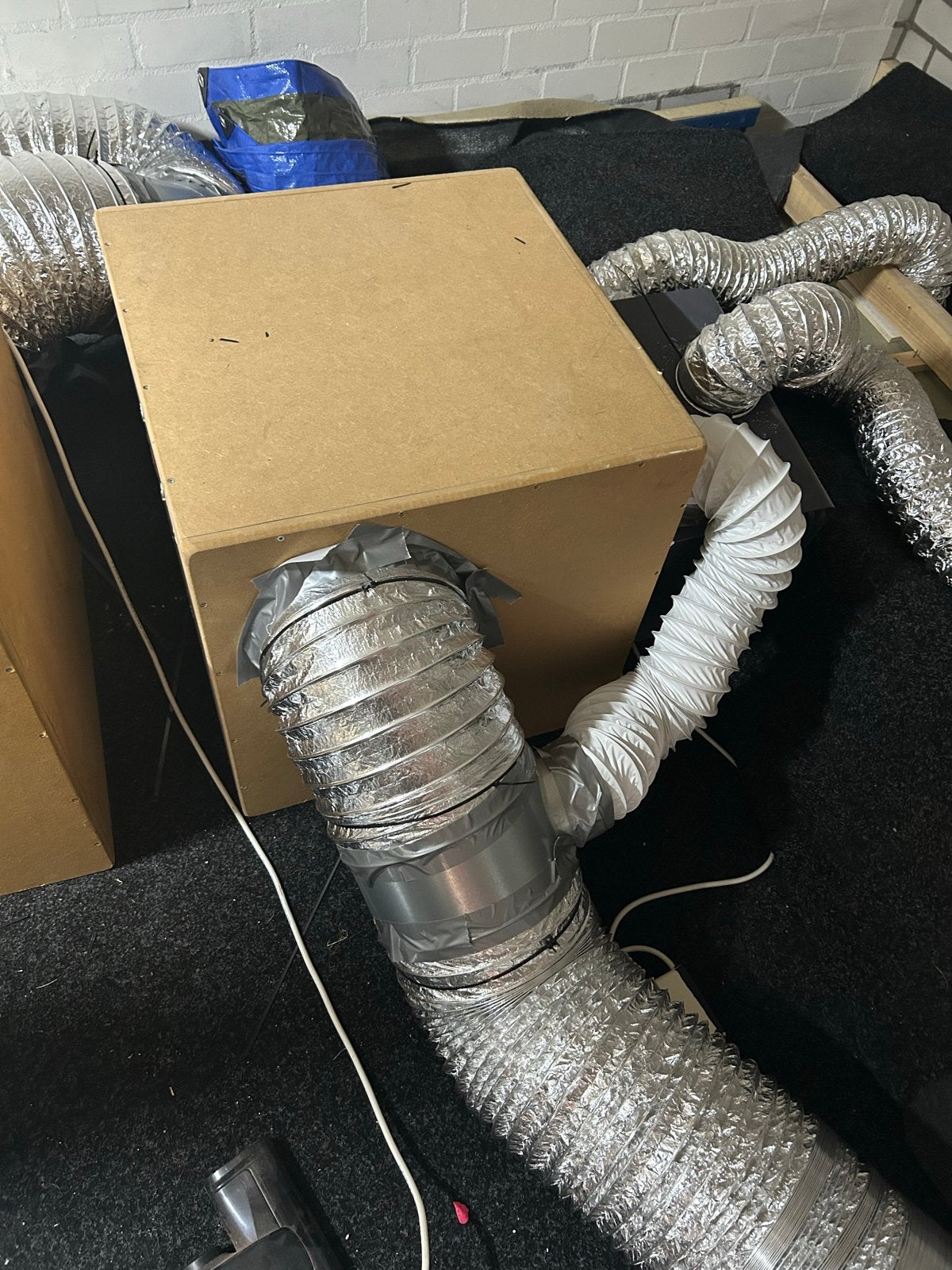 2x MDF afzuigkist 7000 m3/h met slangen en verloopstukken, Ophalen, Gebruikt
