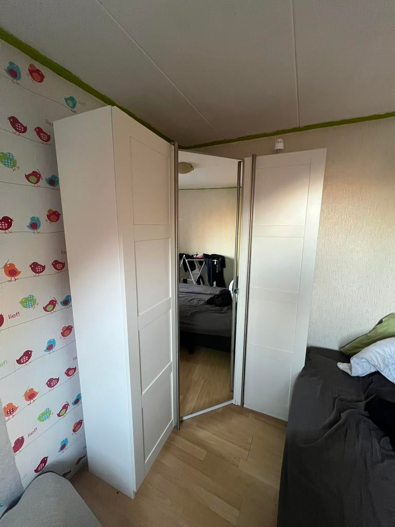 Hoek kast met spiegel, Huis en Inrichting, Kasten | Kledingkasten, Ophalen, Met deur(en), 100 tot 150 cm, 200 cm of meer