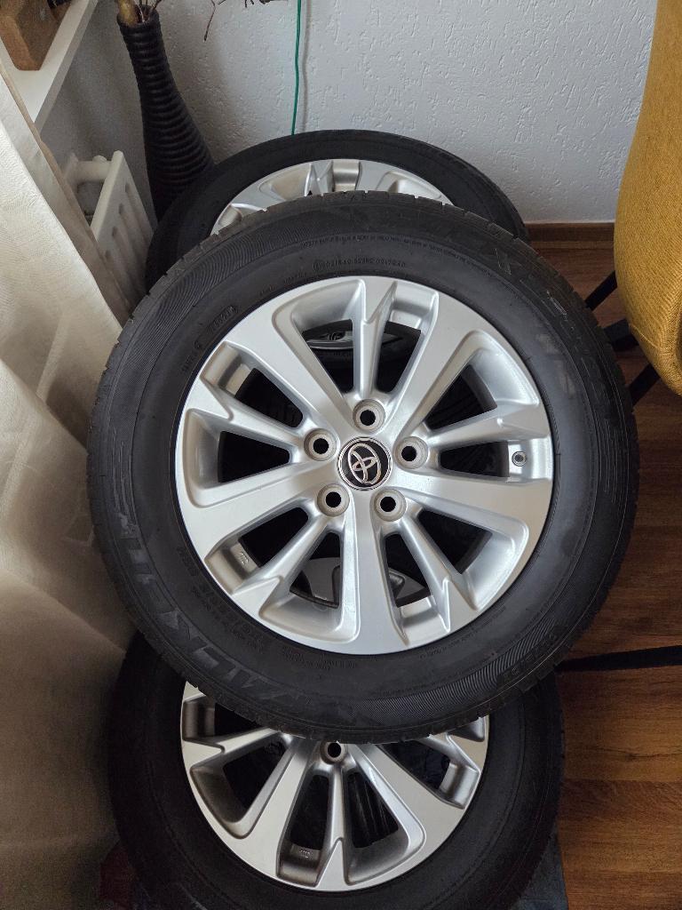 Toyota Yaris Cross velgen 16", Auto-onderdelen, Banden en Velgen, Ophalen, Gebruikt, Velg(en), 16 inch