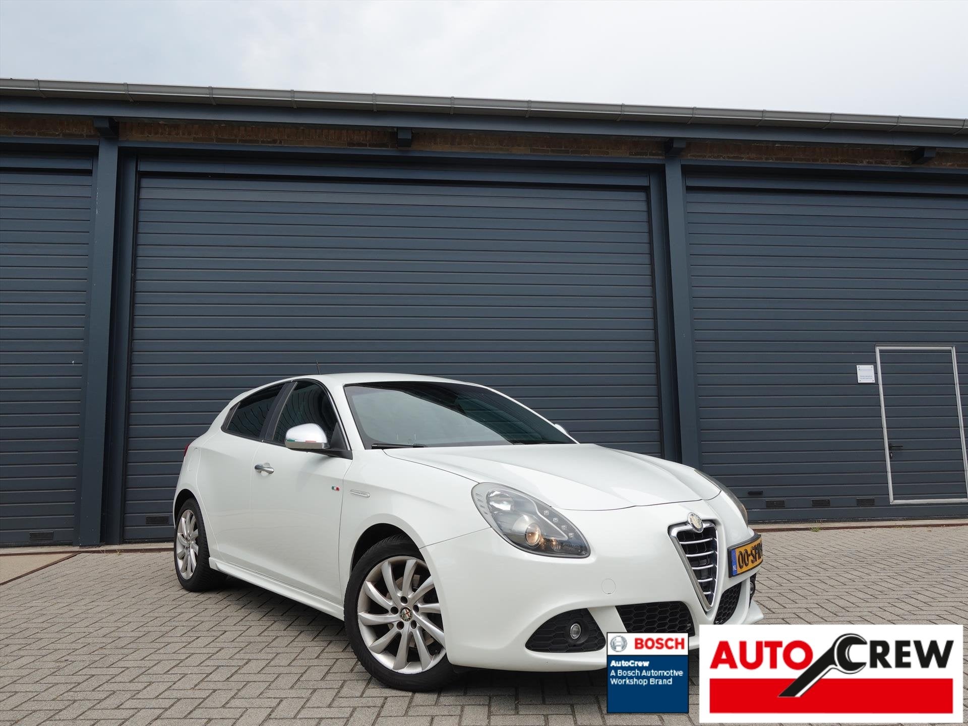 ALFA ROMEO Giulietta 1.4 Turbo MultiAir 170pk AUTOMAAT/CRUIS, Euro 5, Stof, 4 cilinders, Wit