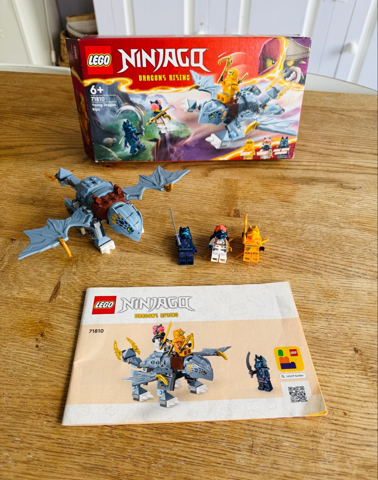 Lego Ninjago 71810 Young Dragon Riyu met doos en instructies, Lego, Ophalen of Verzenden, Zo goed als nieuw, Compleet