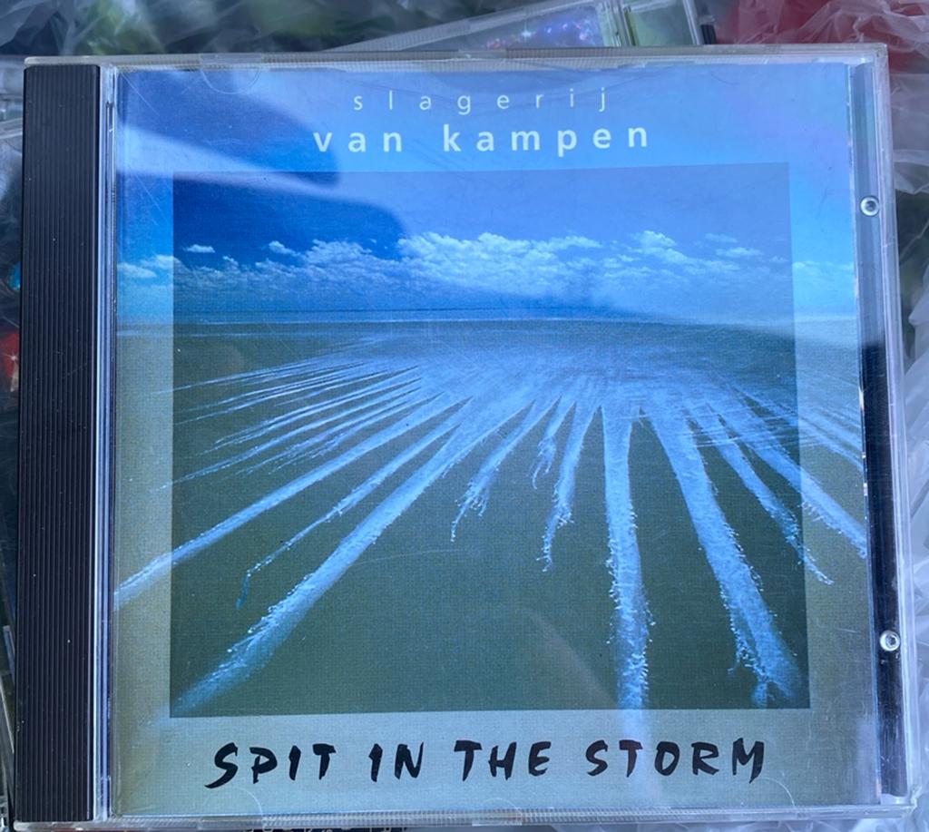 Cd slagerij van kampen - spit in the storm, Ophalen of Verzenden, Zo goed als nieuw