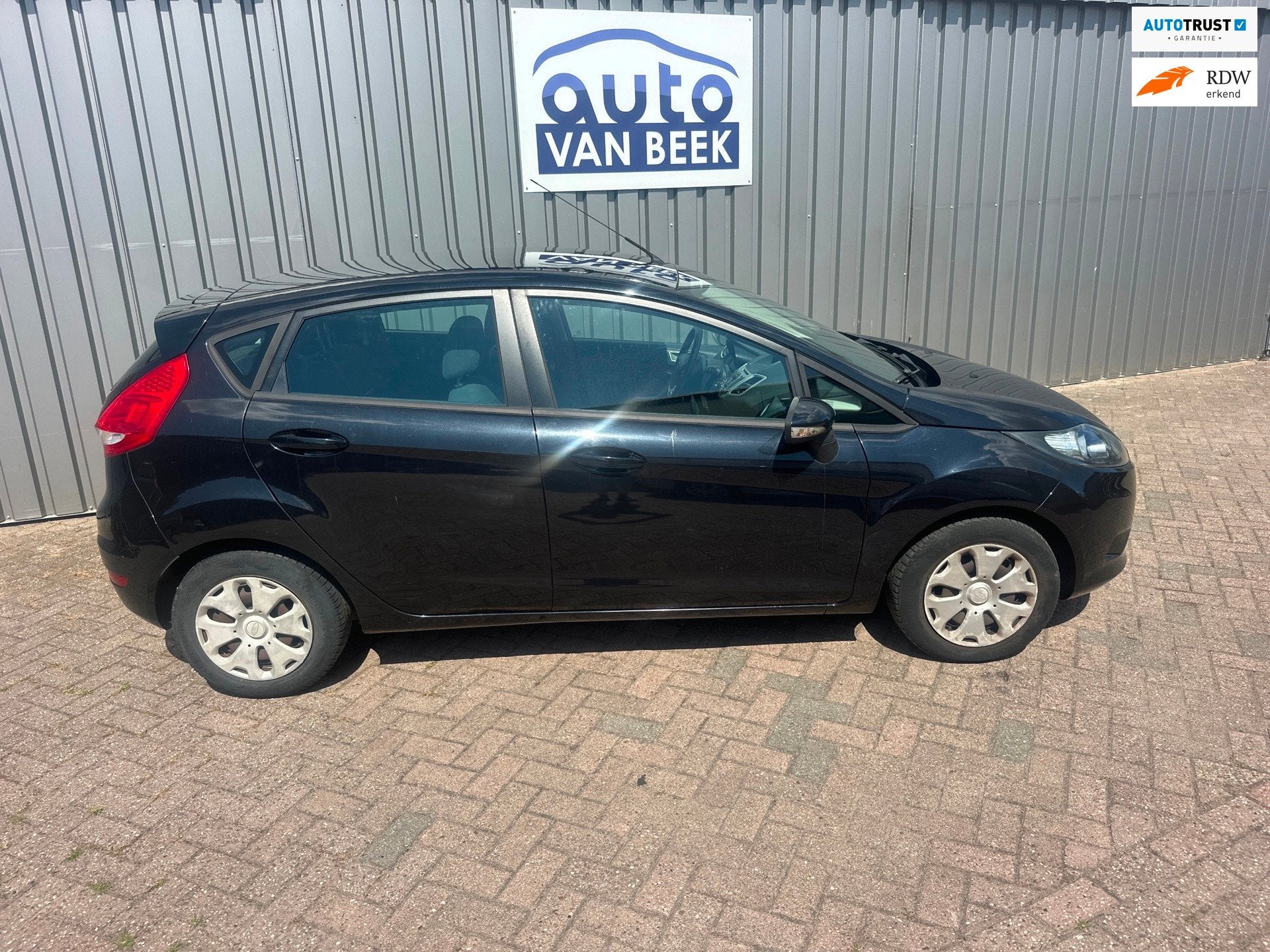 Ford Fiesta 1.6 TDCi ECOnetic Lease Titanium, Auto's, Ford, Voorwielaandrijving, Gebruikt, Zwart, 96 €/maand
