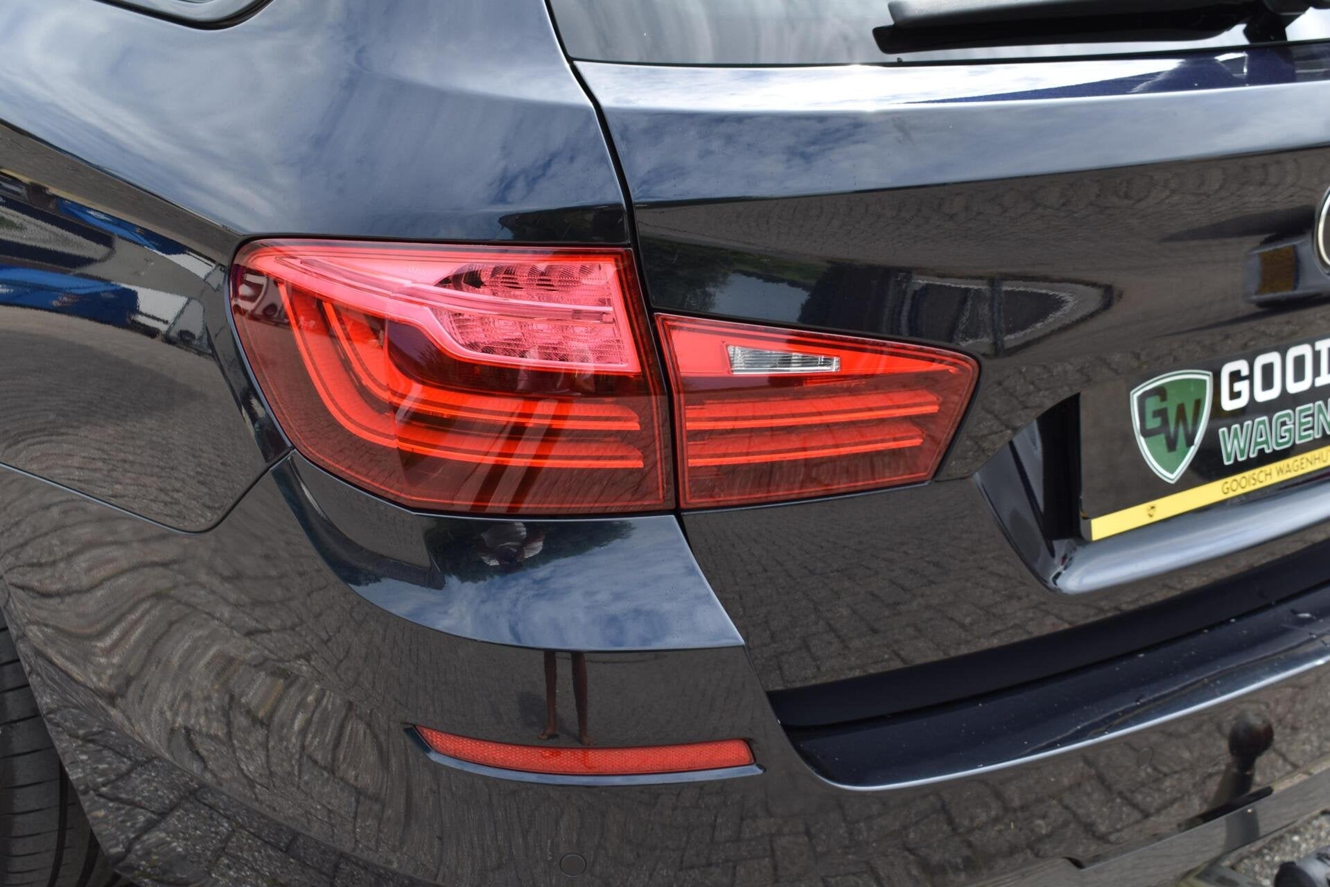 Foto 30 van BMW 5-serie Touring 520i High Executive | Pano | Trekhaak |