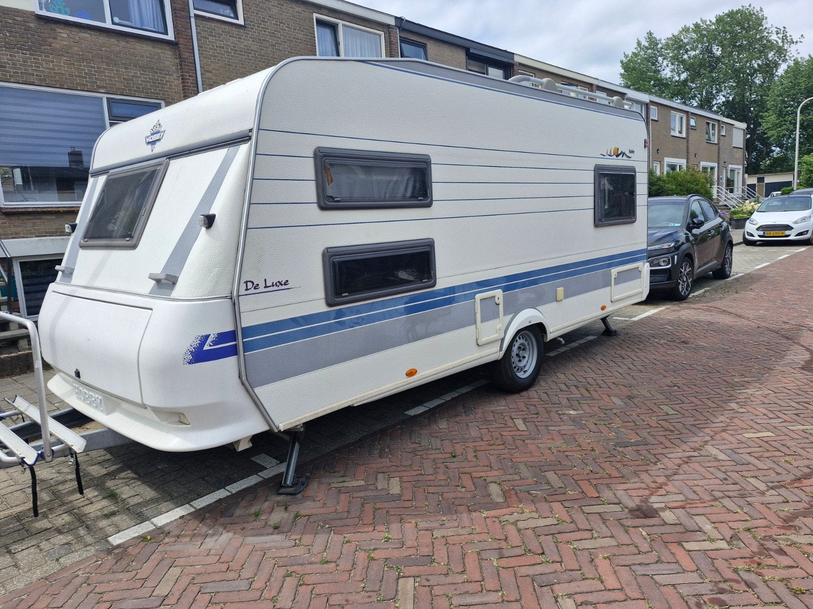 Hobby De Luxe UK 2001 - stapelbed - voortent - luifel -, Caravans en Kamperen, Caravans, Rondzit, Hobby, Particulier, 6 tot 7 meter