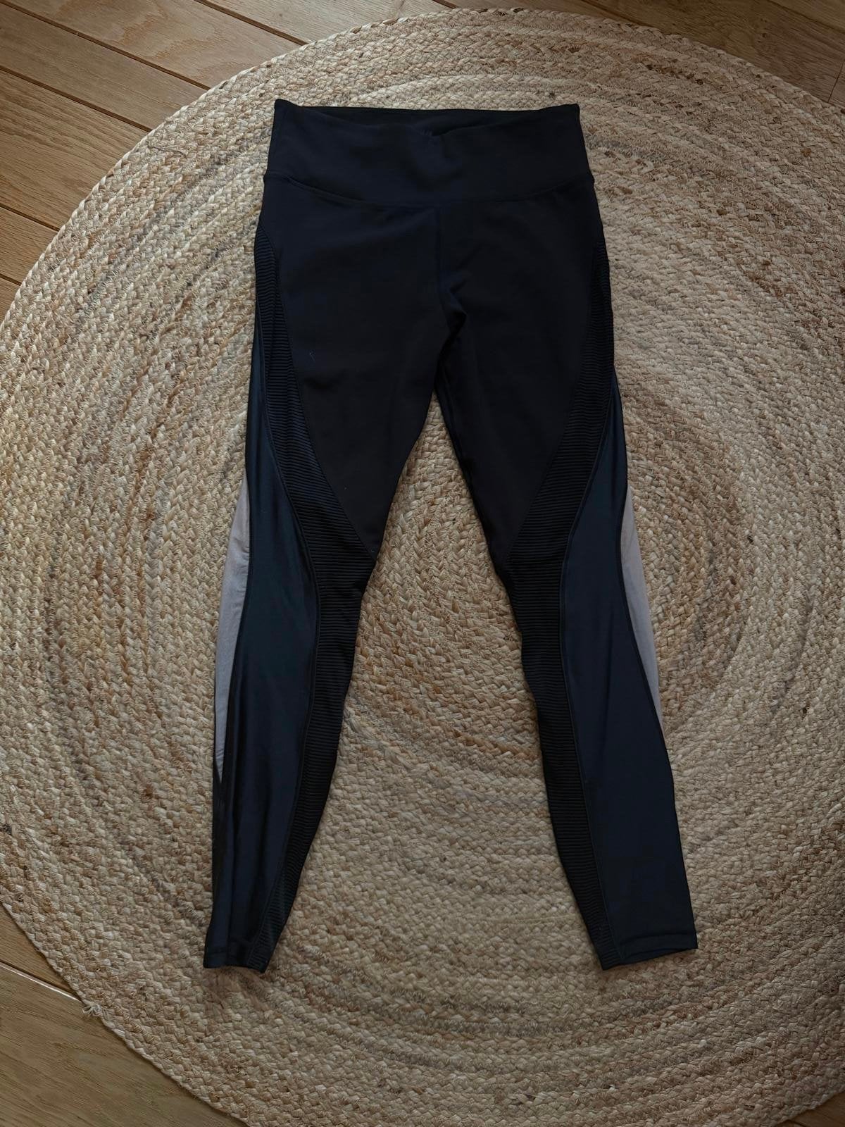 Zwarte Sport /yoga legging maat M.  zgan!, Legging, Zwart, Maat 40/42 (M), Ophalen of Verzenden