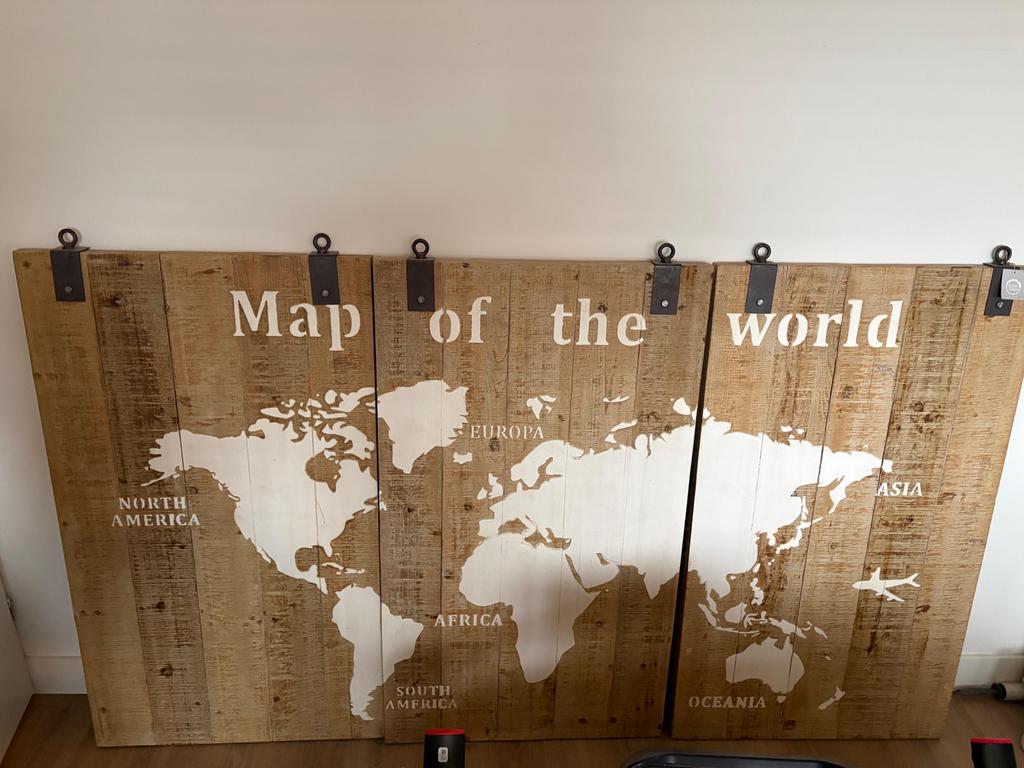 Wereldkaart drieluik van hout, Huis en Inrichting, Woonaccessoires | Wanddecoraties, Ophalen, Hout, Vintage, Zo goed als nieuw
