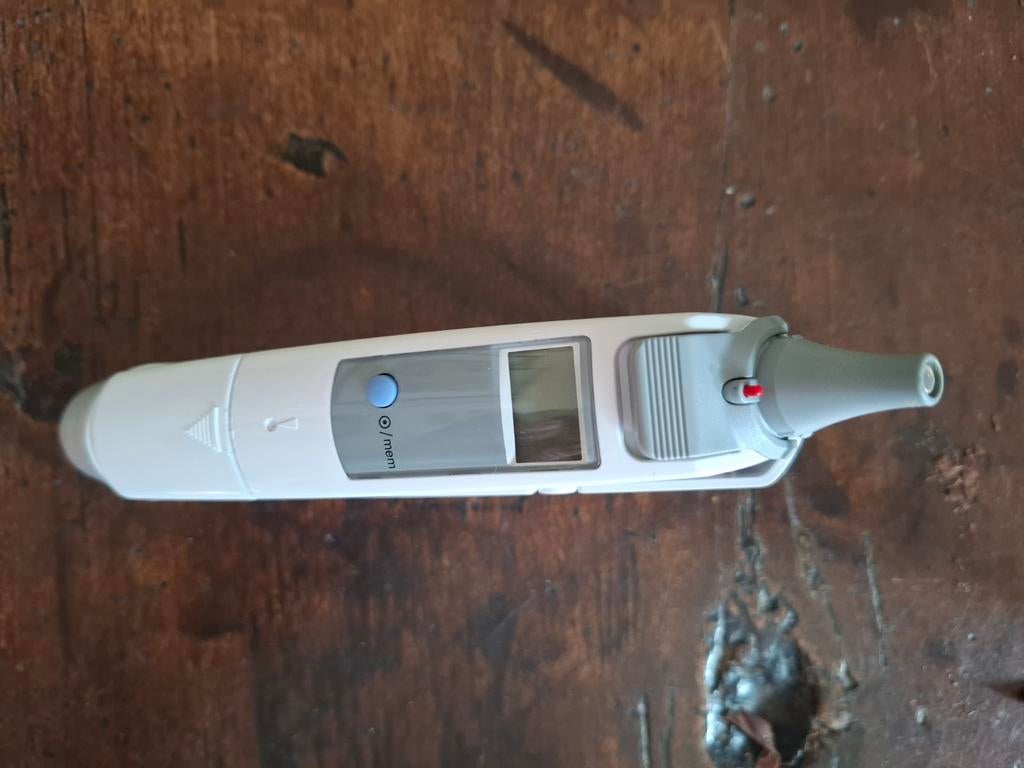 Digitale thermometer - Braun Thermoscan 6012, Ophalen of Verzenden, Overige typen