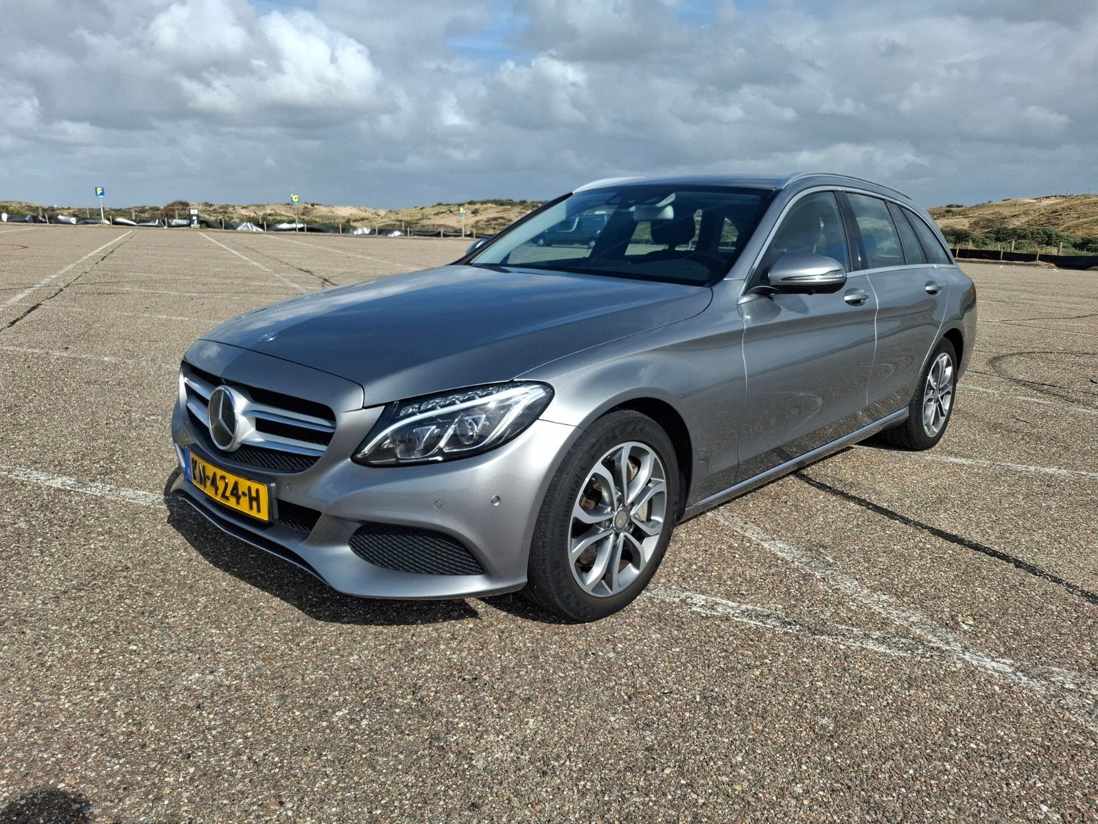 Mercedes-Benz C-Klasse C350 e, Auto's, Automaat, Achterwielaandrijving, Verwarmde buitenspiegels, Zwart