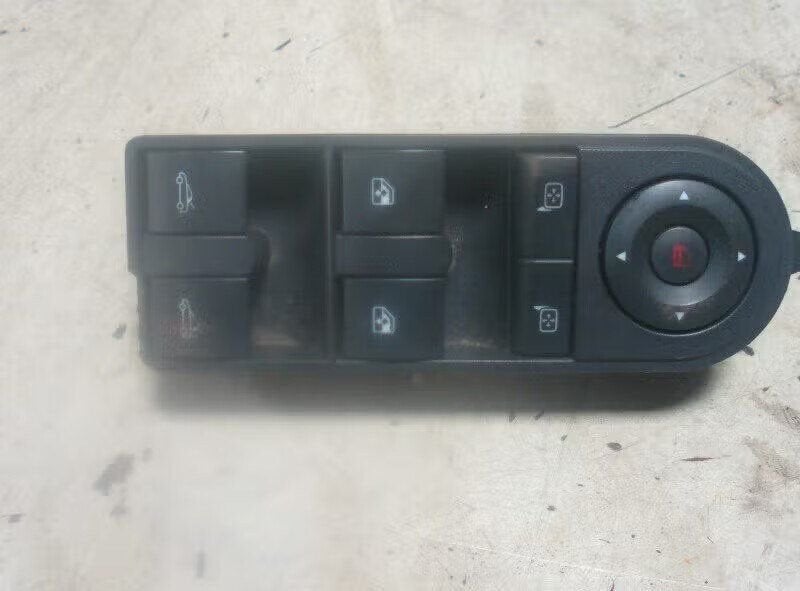 RAAMSCHAKELAAR LINKS VOOR Opel Tigra Twin Top (93162973), Bahnhofsplatz 65423 Rüsselsheim am Main, DE, Gebruikt, Opel, Opel Automobile GmbH