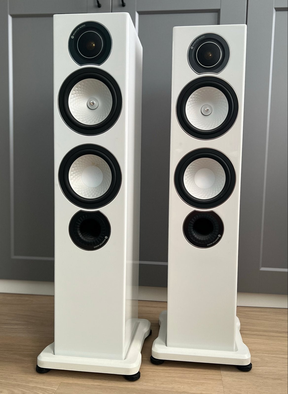 Monitor Audio Silver 6 Vloerstaande Luidsprekers Wit, Audio, Tv en Foto, Ophalen, Vloerstaande luidspreker, Gebruikt, 120 tot 150 watt