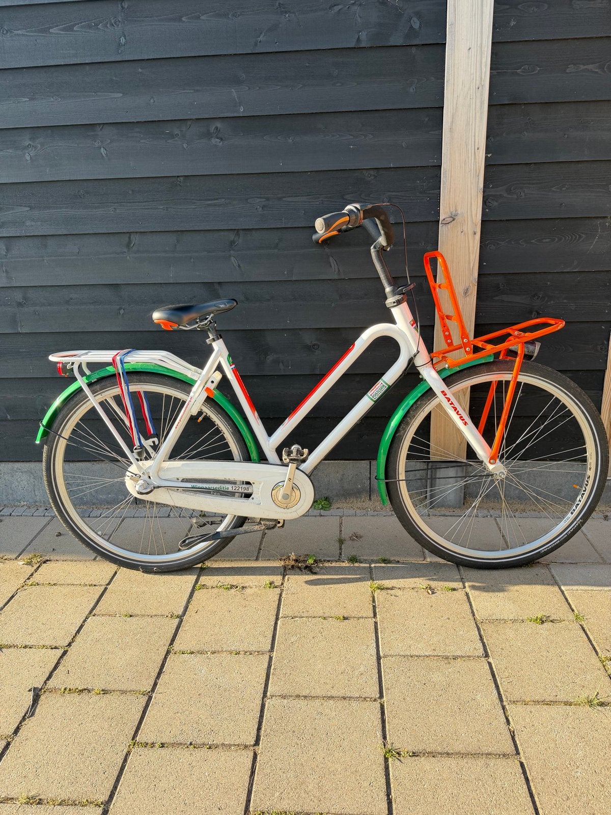 Batavus Damesfiets met Voordrager en 3 Versnellingen, Ophalen, Terugtraprem, Gebruikt, Versnellingen