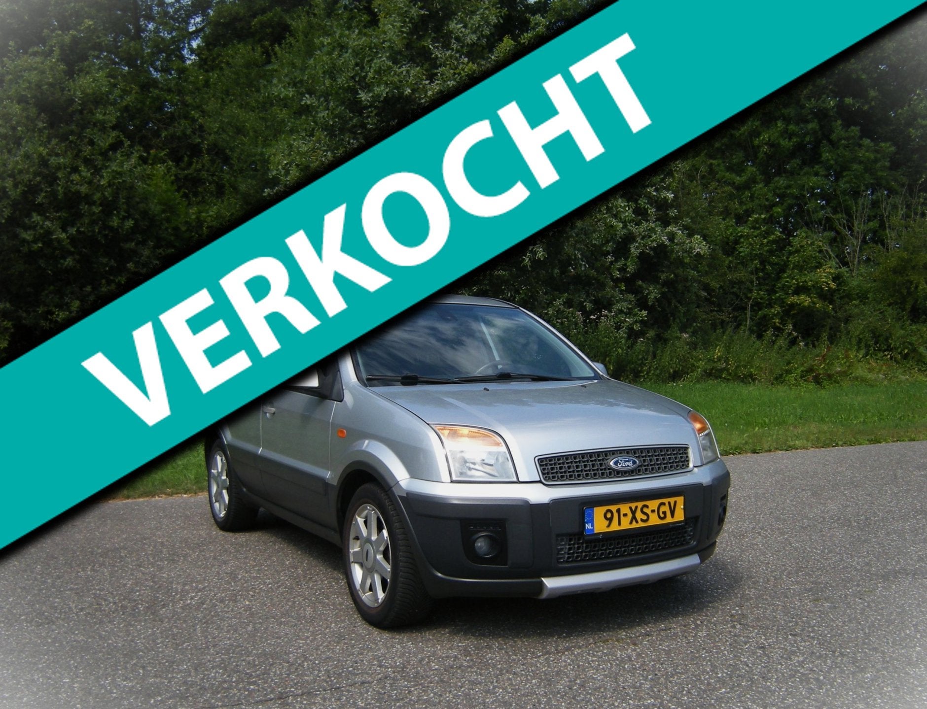 Ford Fusion 1.6-16V Crossroad . 5 Drs . Airco . Trekhaak . L, Auto's, Voorwielaandrijving, 1596 cc, Gebruikt, Zwart