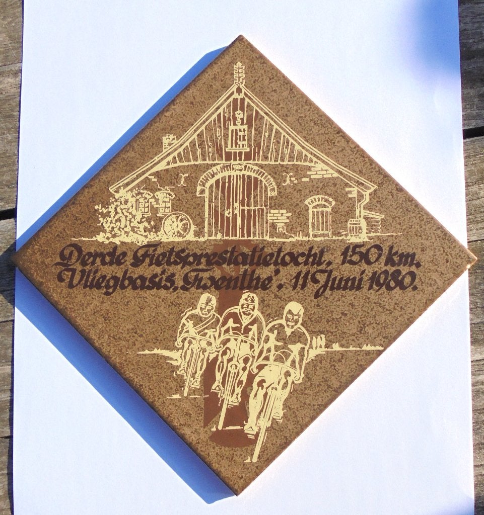 Deelnemerstegel derde Fietstocht Vliegbasis TWENTHE 1980., Ophalen of Verzenden, Luchtmacht, Nederland, Embleem of Badge