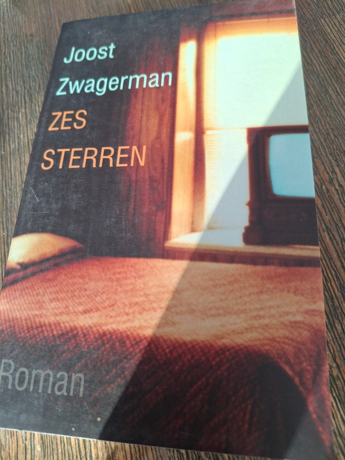Zes Sterren - Joost Zwagerman (Roman), Ophalen of Verzenden, Zo goed als nieuw, Joost Zwagerman