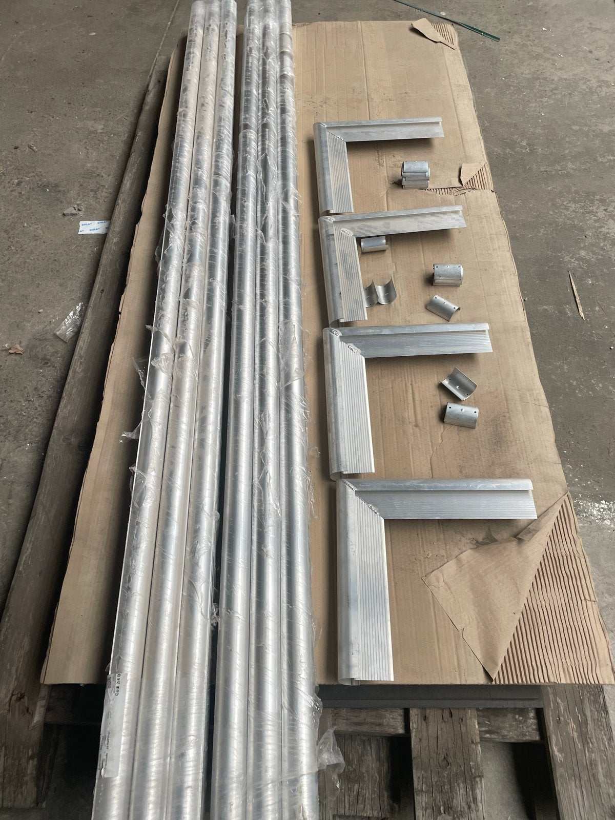 Ronde aluminium daktrimmen kompleet nieuw, Doe-het-zelf en Verbouw, Metalen, Ophalen of Verzenden, Nieuw, Aluminium