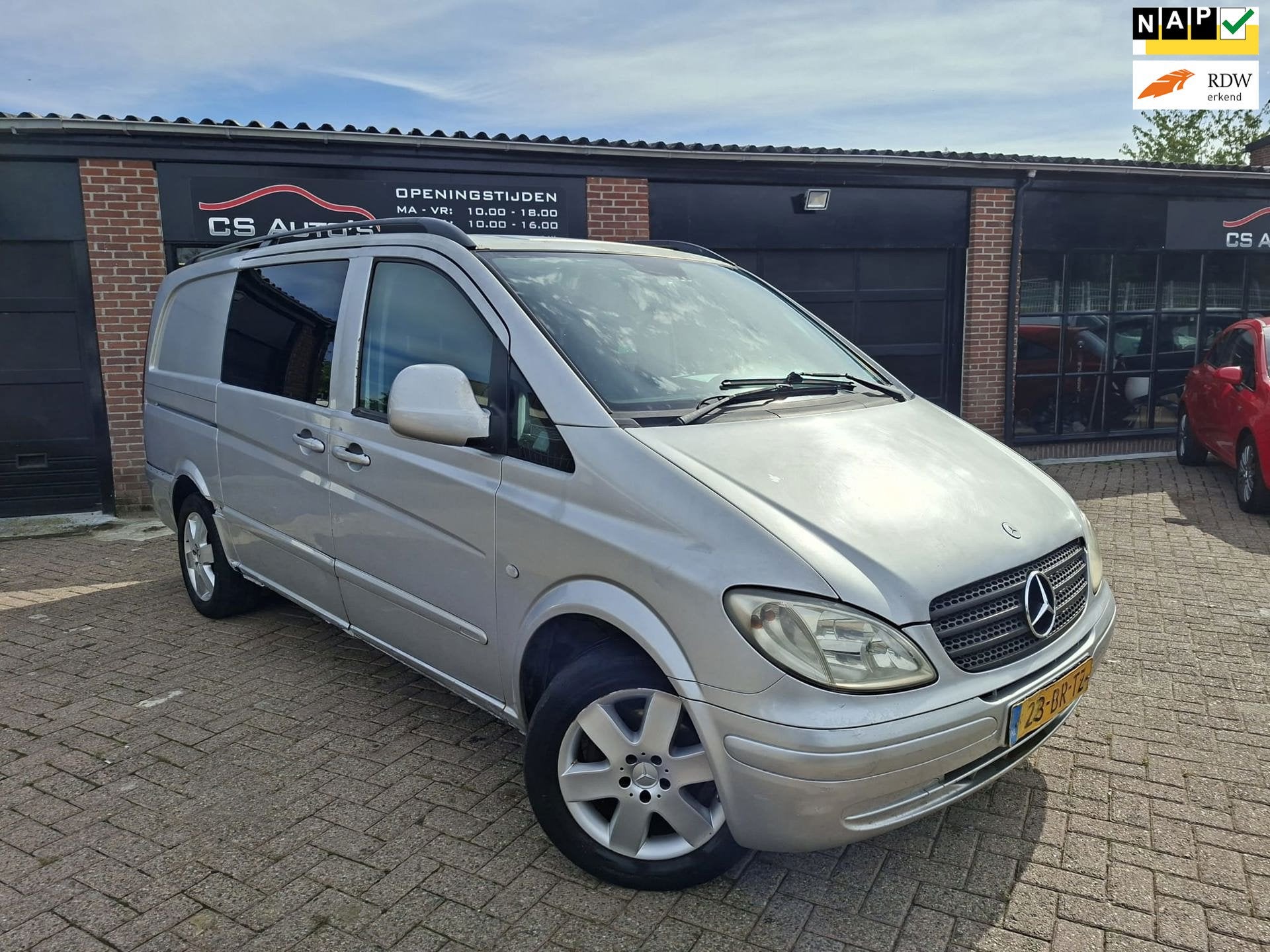 Mercedes-Benz Vito 111 CDI 320 dubbel cabine export-handel, Auto's, Achterwielaandrijving, Gebruikt, 4 cilinders, 2000 kg