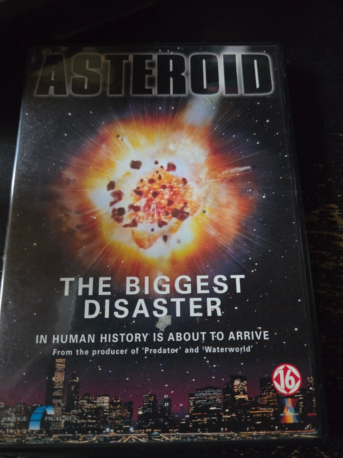 asteroid, Vanaf 16 jaar, Ophalen of Verzenden, Zo goed als nieuw