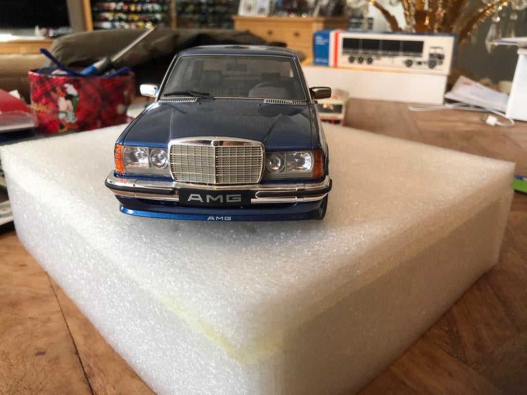 MERCEDES W123 300E SEDAN AMG UITVOERING, Ophalen of Verzenden, Nieuw