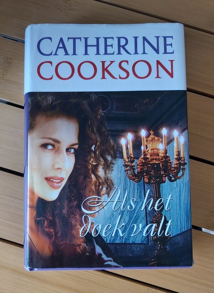 Als het Doek Valt - Catherine Cookson. Gebonden Roman, Boeken, Ophalen of Verzenden, Gelezen, Catherine Cookson