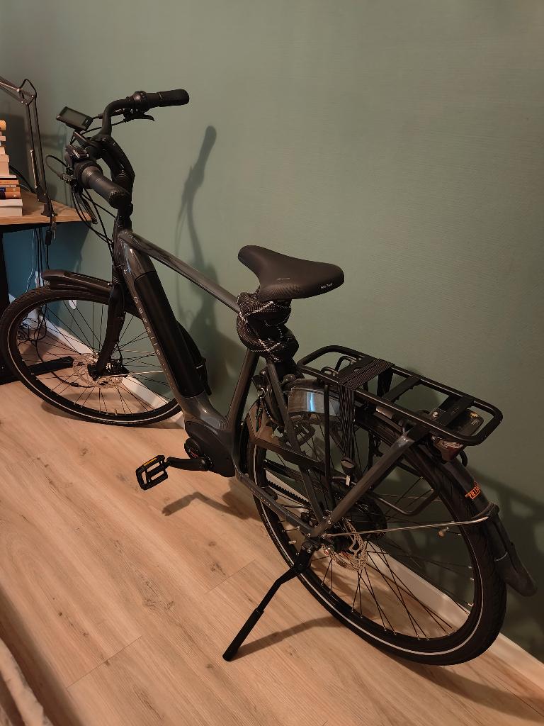 New e-bike Gazelle Grenoble C5 + 10-month insurance, Ophalen, Zo goed als nieuw, 50 km per accu of meer, 55 tot 59 cm