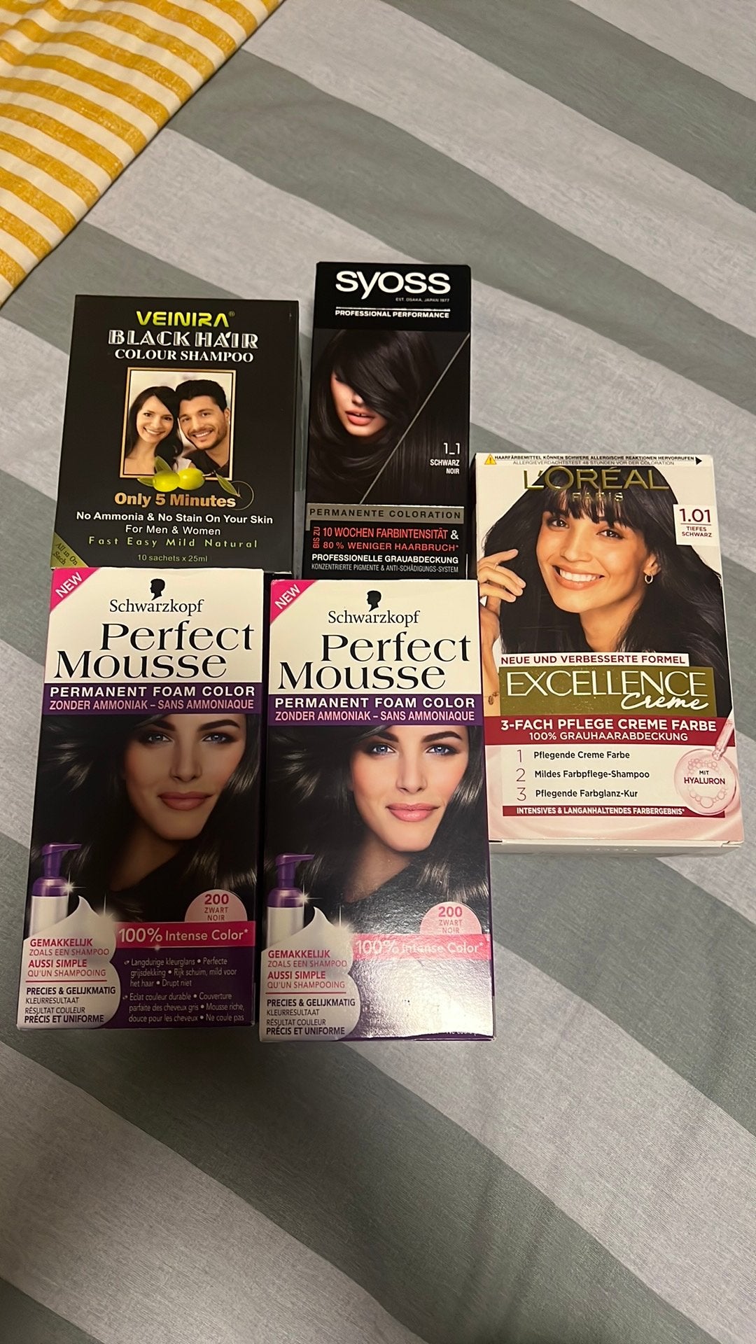 5x haarverf zwart nieuw | L’Oréal Syoss Schwarzkopf, Ophalen of Verzenden, Zo goed als nieuw