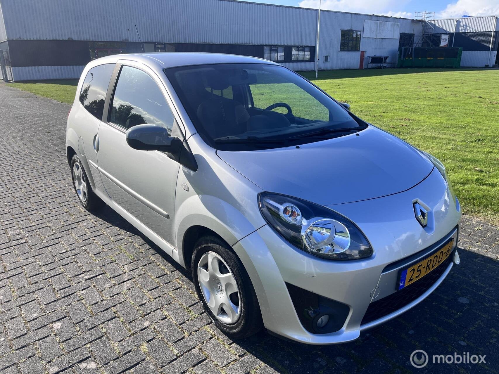 Renault Twingo 1.2-16V Dynamique / Airco / Cruise / APK / NA, Auto's, Gebruikt, 4 cilinders, Origineel Nederlands, Bedrijf