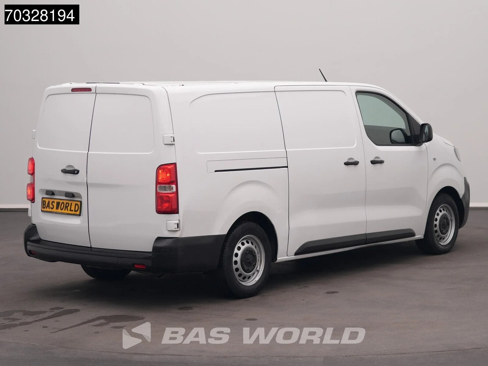 Peugeot e-Expert 136pk Elektrisch 50kWh 230km WLTP L3H1 Airc, Automaat, Gebruikt, Wit, 1000 kg