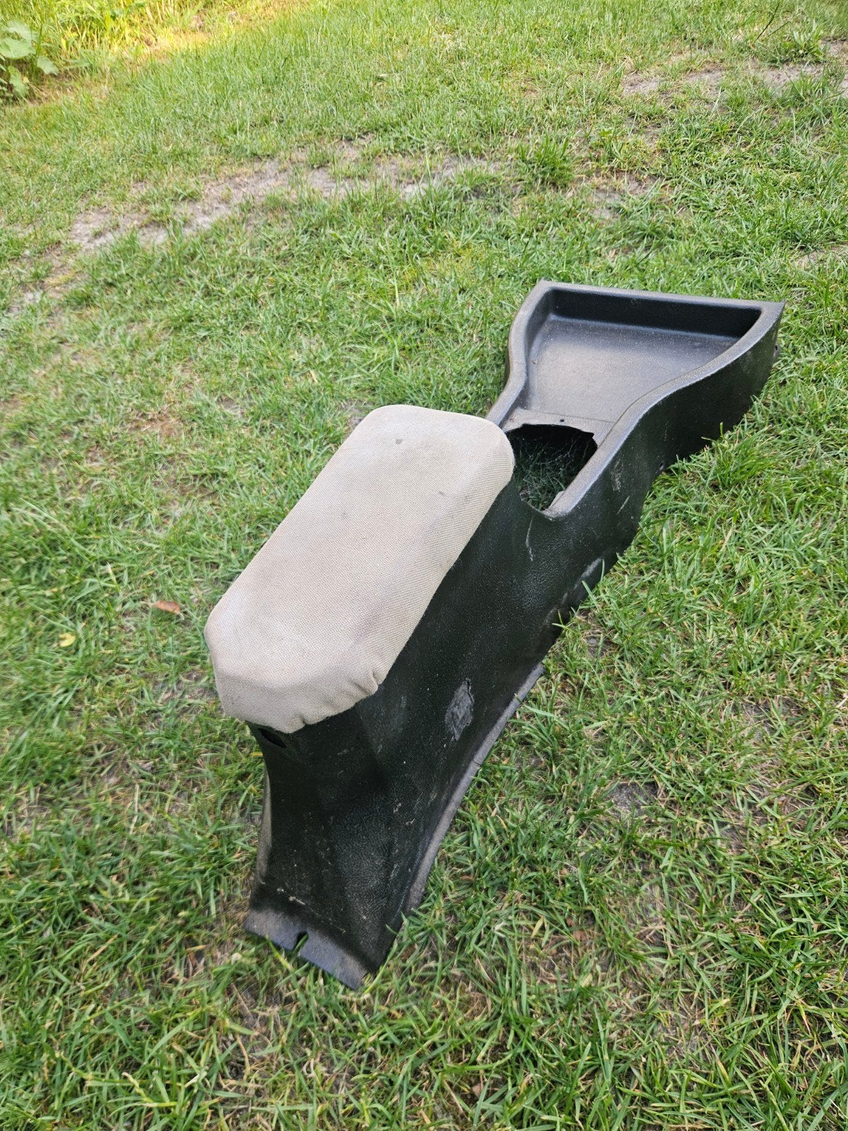 Middenconsole Volvo 140/142/144/145 met armsteun en pookhoes, Auto-onderdelen, Ophalen of Verzenden, Volvo