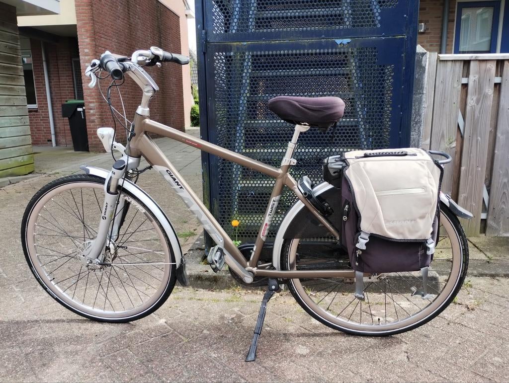 Giant Twist heren E-bike met lader, Ophalen, Gebruikt, Giant