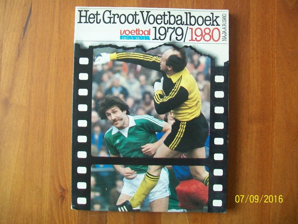 Het Groot Voetbalboek 1979/1980 ( Voetbal International), Verzenden, Zo goed als nieuw, Ajax, Boek of Tijdschrift