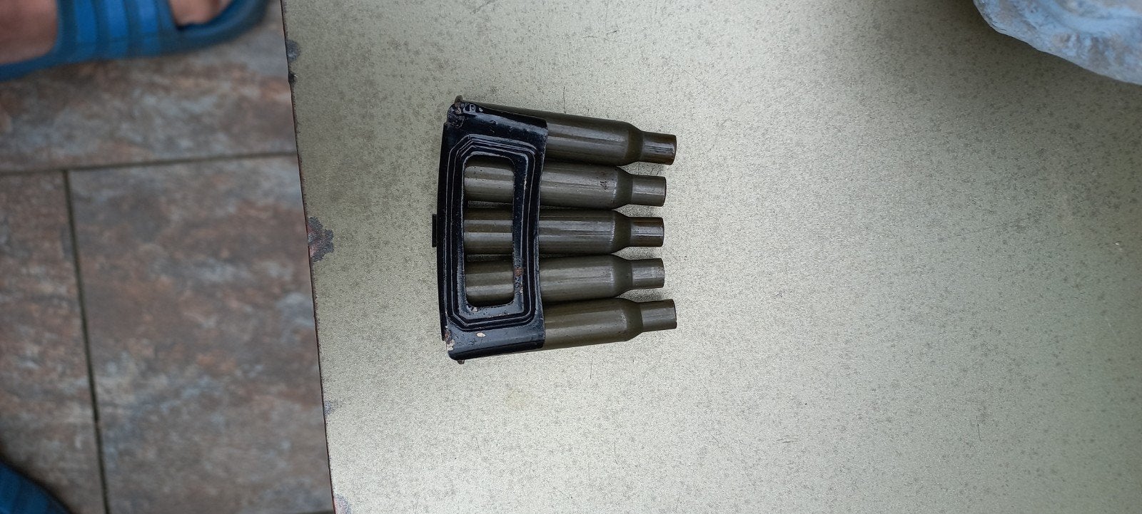 Duitse aan maak van een Nederlandse m95 clip, Verzamelen, Militaria | Tweede Wereldoorlog, Ophalen of Verzenden, Hulzen of Bodemvondsten