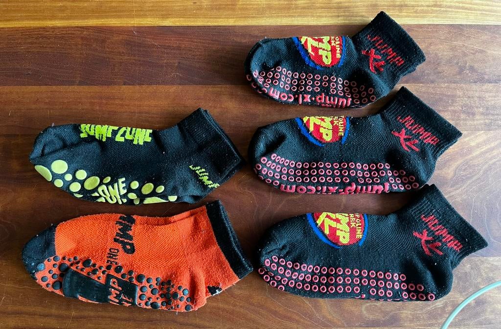 5 paar Jump XL sokken trampolinesokken maat 35-38, Gebruikt, Jongen of Meisje, Ophalen of Verzenden, Sokken
