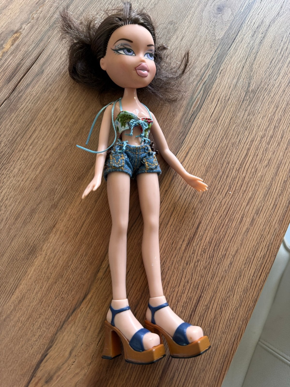 Bratz pop met kleding en schoenen, Ophalen of Verzenden, Gebruikt, Overige typen