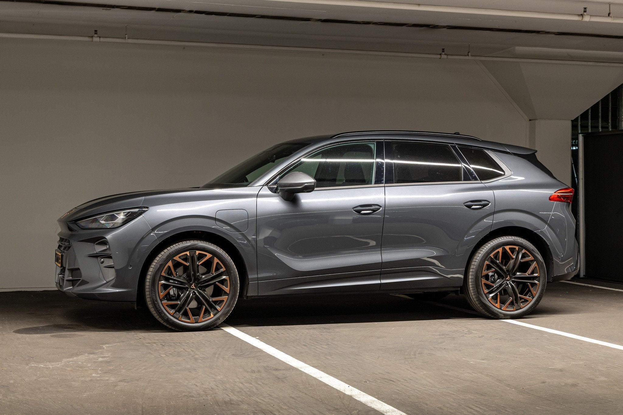 CUPRA Terramar 1.5 TSI e-Hybrid Business, Auto's, 1798 kg, Alcantara, Bedrijf, Hybride Elektrisch/Benzine