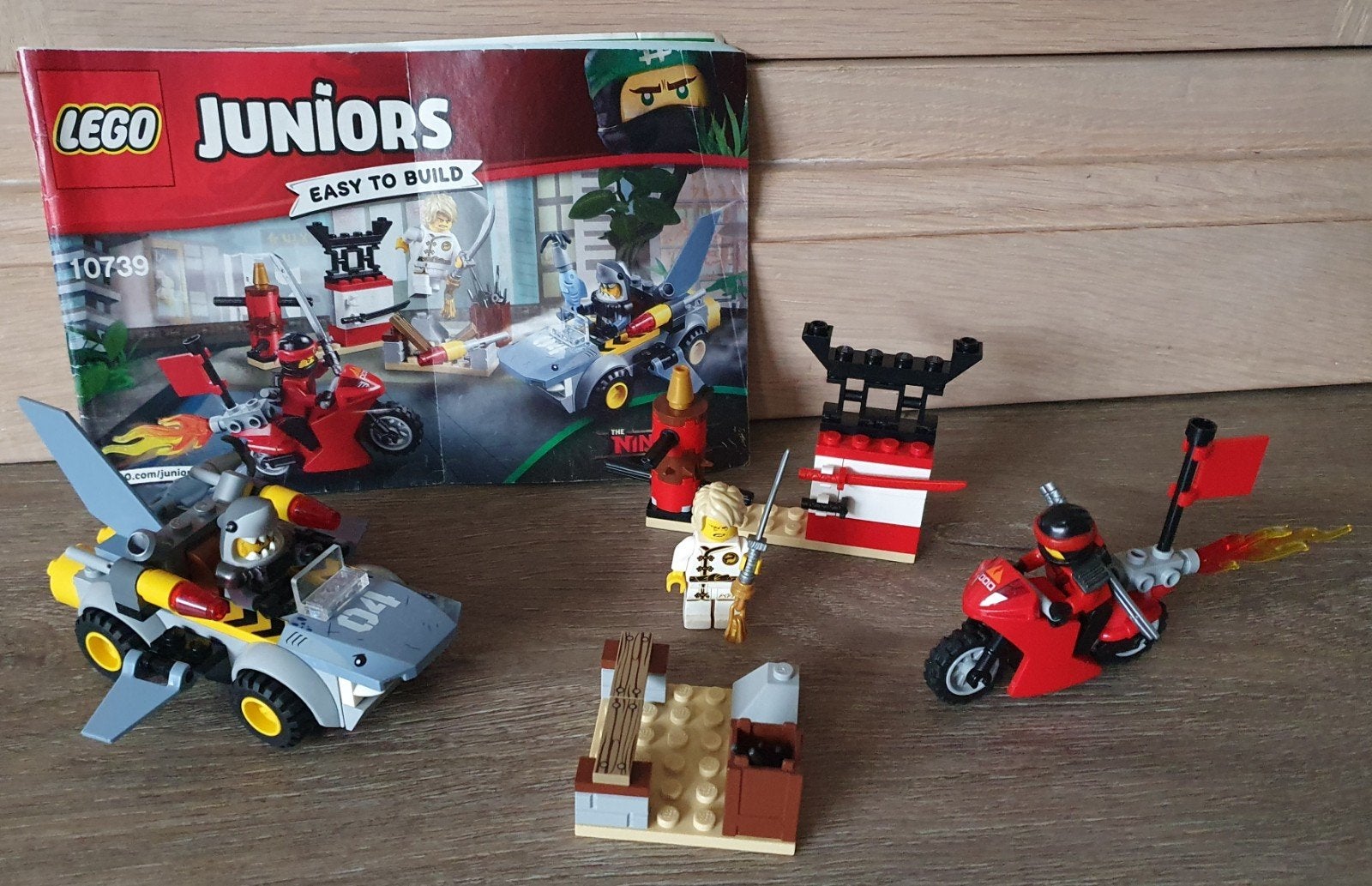 LEGO Ninjago TheMovie Juniors 10739 Haaienaanval

Lego Ninja, Gebruikt, Lego, Ophalen of Verzenden, Inclusief instructies
