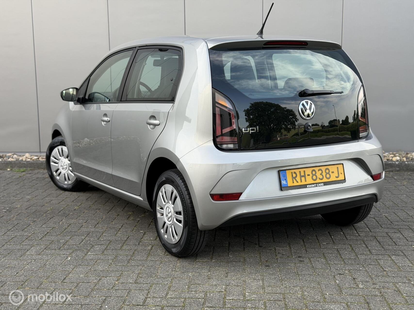 Volkswagen High Up! 1.0 BMT|BTW|AIRCO|CRUISE|, Auto's, Voorwielaandrijving, Gebruikt, Handgeschakeld, 3 cilinders