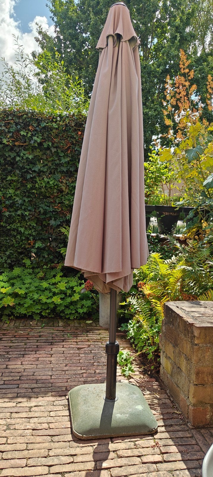 Parasol groen grijs, doorsnede 2.70m, Ophalen, Gebruikt, 2 tot 3 meter, Stokparasol