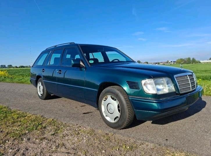 Mercedes E250TD 20V automaat, airco W124, Zwart, Diesel, Te koop, Groen