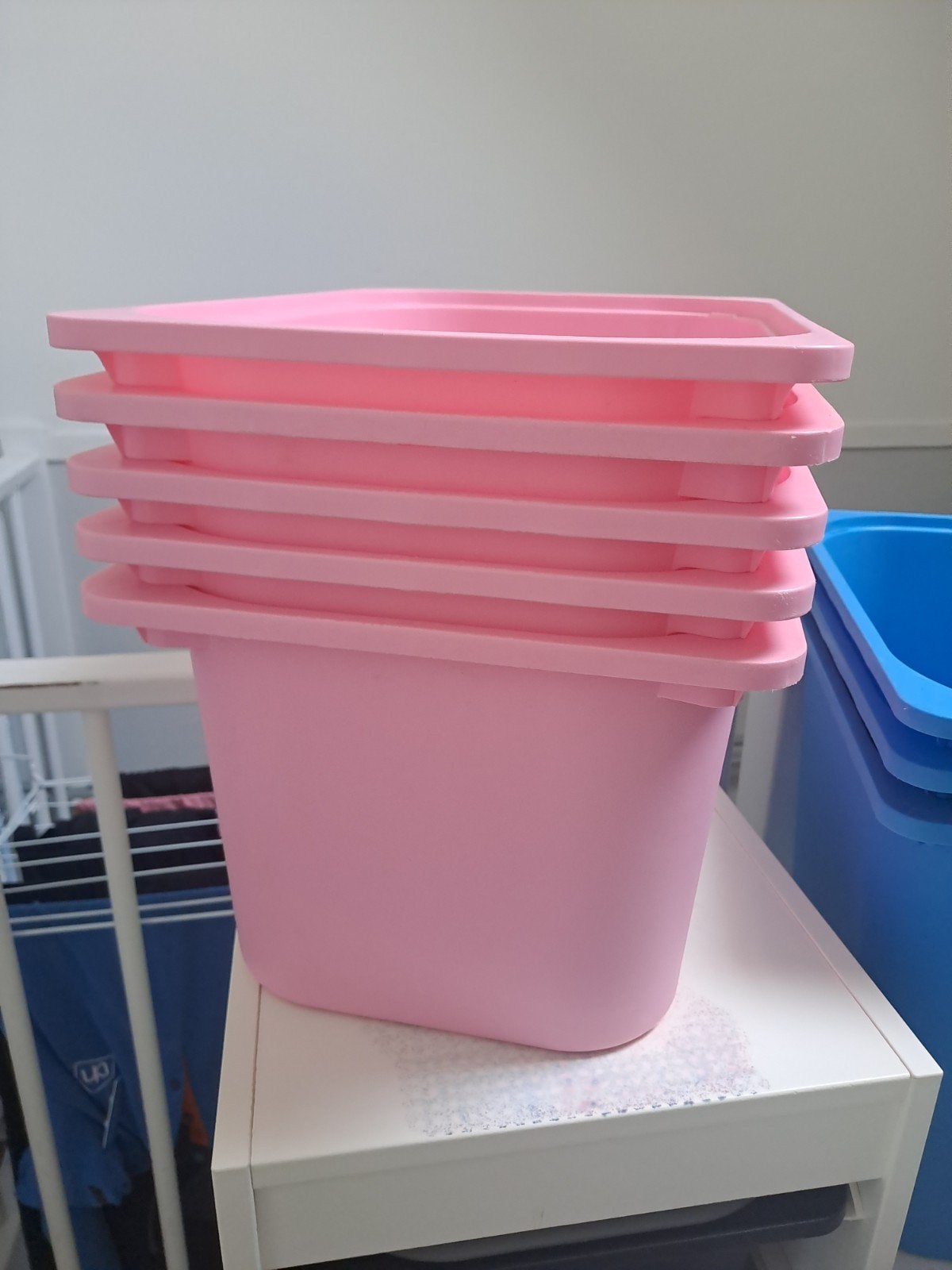 5 middelgrote roze IKEA trofast bakken zonder deksel, Ophalen, Gebruikt, Roze, Kunststof