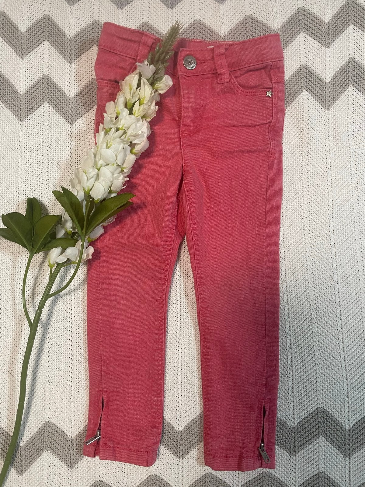 Mooie roze skinny jeans met ritsjes van Vertbaudet, maat 98, Ophalen of Verzenden, Gebruikt, Meisje, Broek