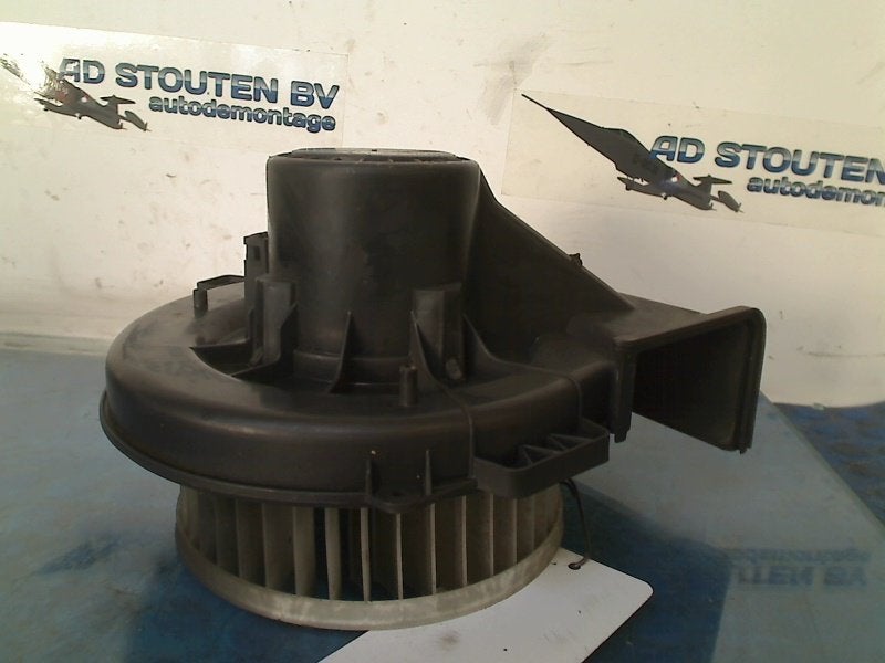 Kachel Ventilatormotor Volkswagen Polo V (6R) 2011 2002221, Gebruikt, Volkswagen, Volkswagen AG, Kundenbetreuung@volkswagen.de