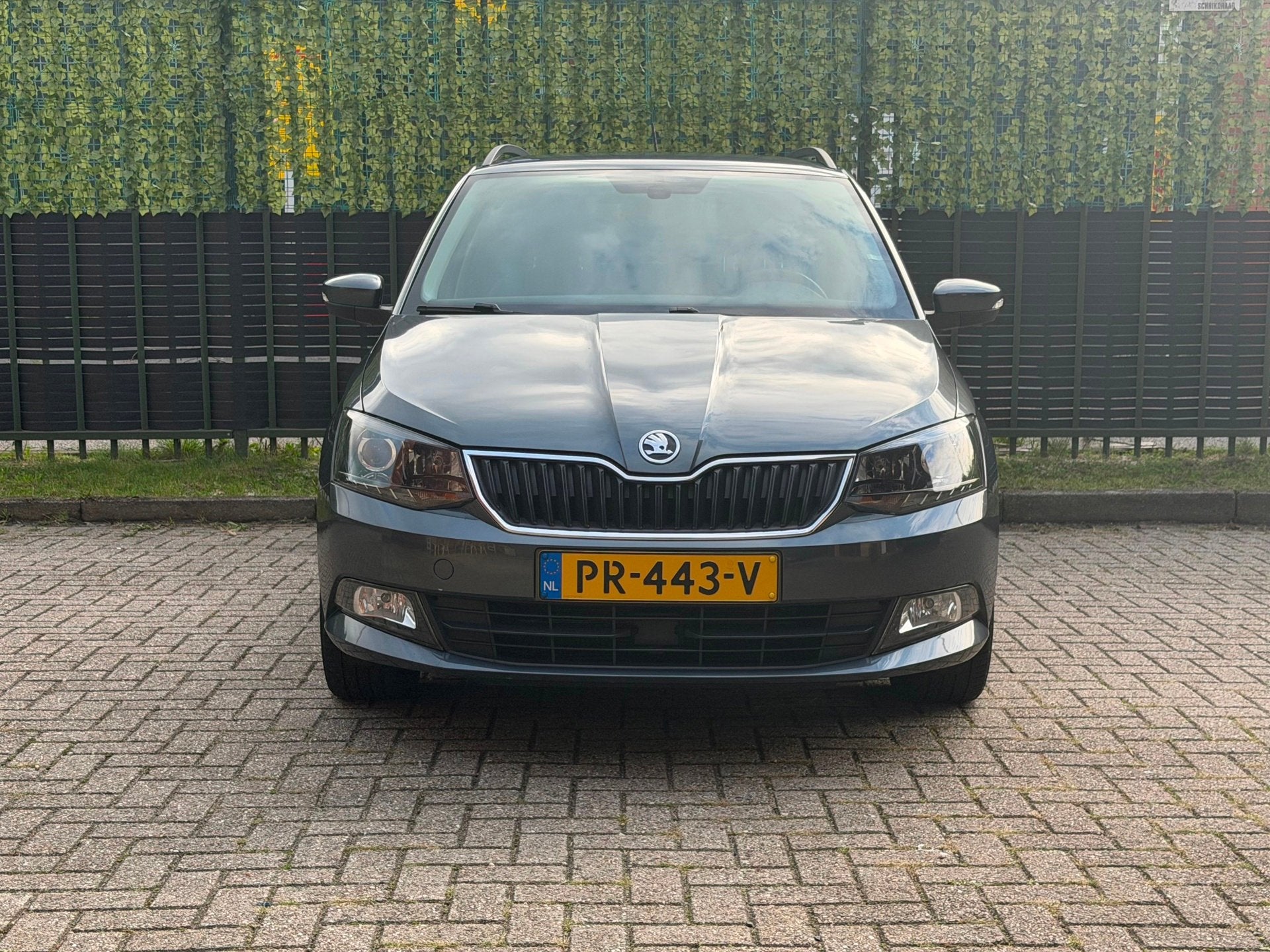 Foto 7 van Skoda Fabia Combi 1.0 TSI Drive grijs 2017 CRUISE|NAVI|NAP