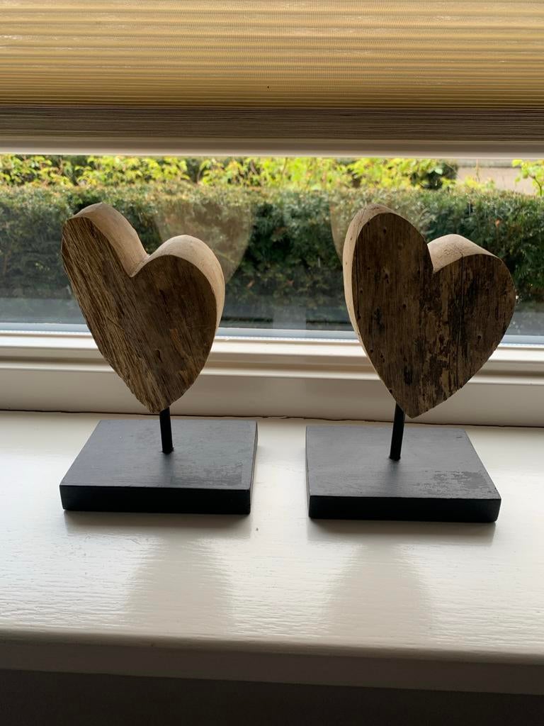2 Houten Harten op Zwarte Voet - Decoratie, Huis en Inrichting, Woonaccessoires | Overige, Ophalen, Gebruikt