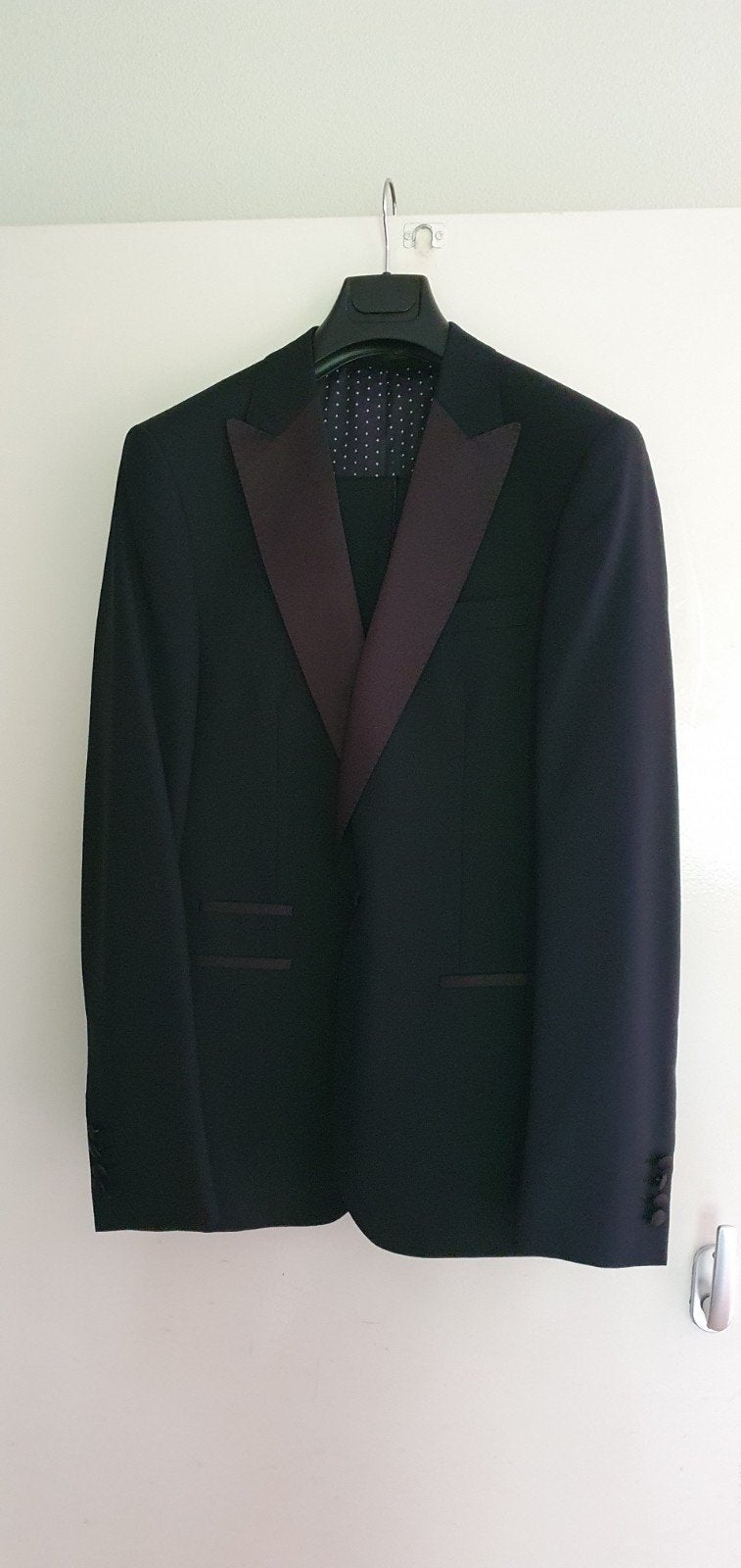 NILS Smokingpak Maat 102 (L) voor gala of diploma uitreiking, Kleding | Heren, Kostuums en Colberts, Ophalen, Maat 52/54 (L), Zwart