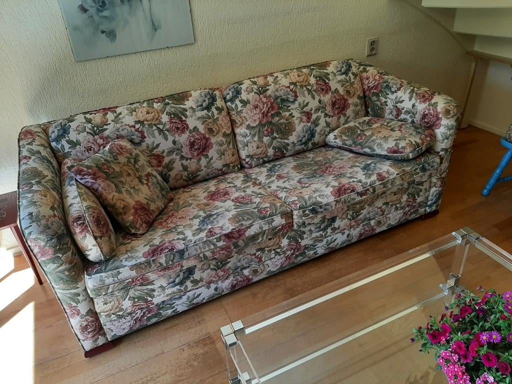 Klassieke gebloemde stoffen tweezitsbank, Huis en Inrichting, Ophalen, Klassiek, Bloemenprint, Gebruikt, Tweepersoons